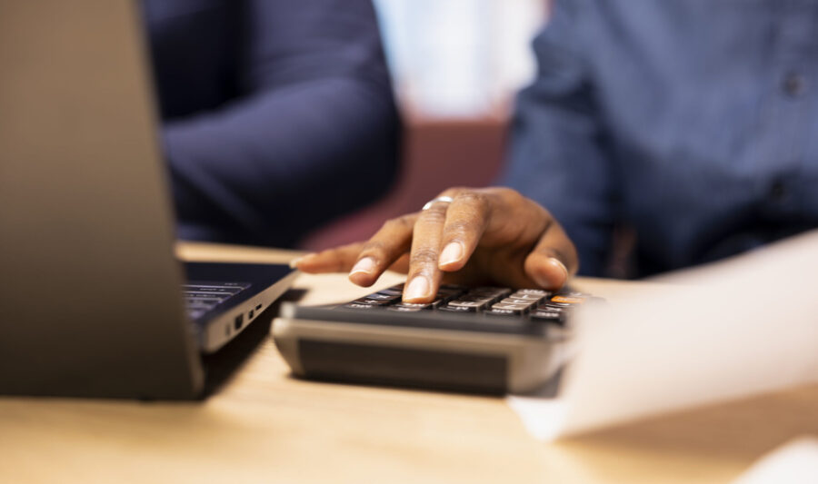 Inadimplência recorde amplia demanda por perícia financeira